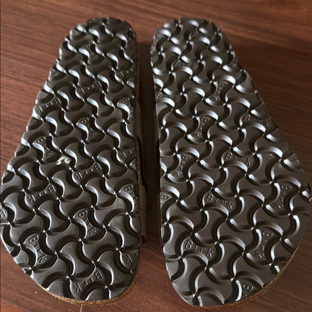 Stylish Taupe Sandals - Picture 3 of 5